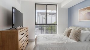 Desk, iron/ironing board, WiFi, bed sheets - Landing | Stylish 2BD, Gym, Yoga Studio (North Miami)