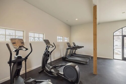 Landing Furnished Apartments Tulsa - Creek County