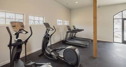 Landing Furnished Apartments Tulsa - Creek County