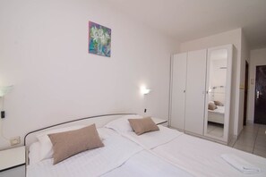 1 bedroom, WiFi - Sv. Martin / B&B sv Martin C, pogled na more (Mali Lošinj)