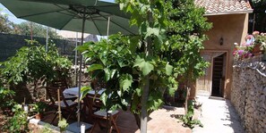 Outdoor dining - Zdenka / Bura A2 Veli Lošinj (Veli Lošinj)