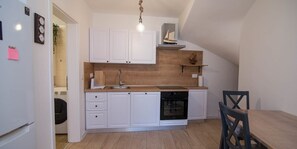 Fridge, stovetop, cookware/dishes/utensils - Pinea / Pinea A1 in Veli Lošinj (Veli Lošinj)