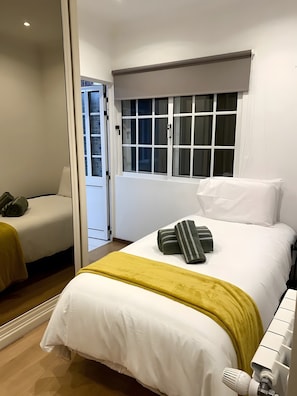 Bügeleisen/Bügelbrett, WLAN, Bettwäsche