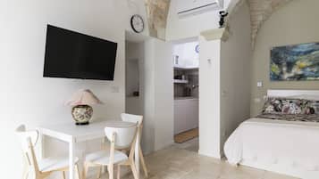 Appartement, 1 tweepersoonsbed met slaapbank, huisdieren toegestaan | Een strijkplank/strijkijzer, gratis wifi