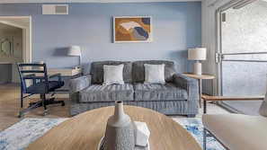 Smart TV - Landing | Incredible 1BD, Courtyard (Paradise)
