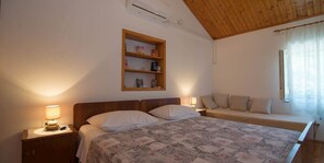 1 bedroom, WiFi, bed sheets - Teo in Veli Lošinj, Croatia (Veli Lošinj)