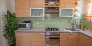 Microwave, oven, stovetop, dishwasher - Josipa B4 in Mali Lošinj (Mali Lošinj)