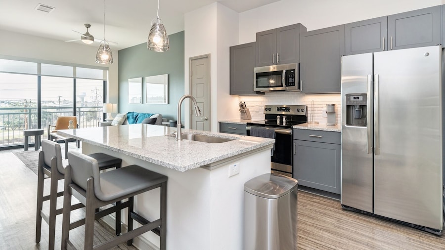 Landing Apartments Huntersville - Henderson Circle