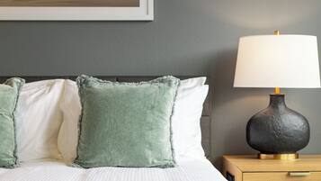 Apartment (2 Bedrooms) | 1 bedroom, individually decorated, individually furnished