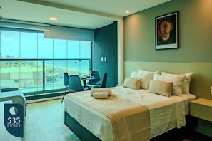 1 bedroom, Internet, bed sheets - Enjoy Salvador with the Charm of Armação (Salvador)