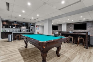 Spielezimmer