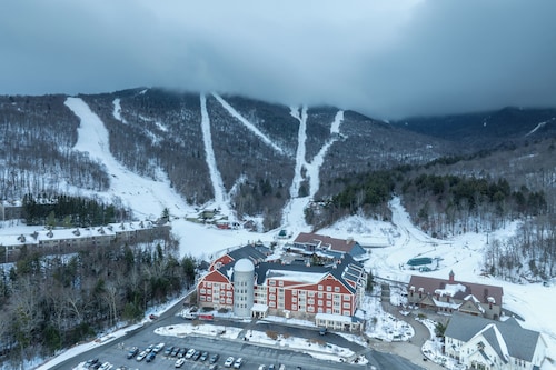 Sugarbush Escape  Fireplace and Shuttle Access