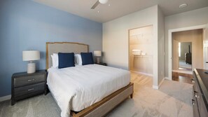 Desk, iron/ironing board, WiFi, bed sheets