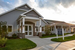 Exterior - Landing Apartments Vernon (Vernon)