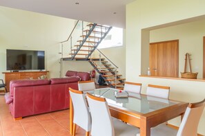 Interior - Casa Verde by Green Vacations (Ribeira Grande)