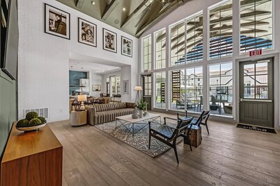Landing | Spectacular 1BD, Game Room, Yoga Studio