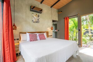 Bungalow, 1 King Bed, Private Pool, Garden View | Free WiFi - Raya Bungalow (Puerto Viejo de Talamanca)