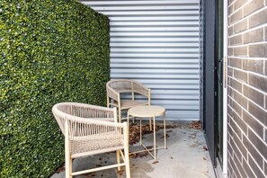 Apartment (2 Bedrooms) | Terrace/patio - Landing Apartments Salt Lake City (Salt Lake City)