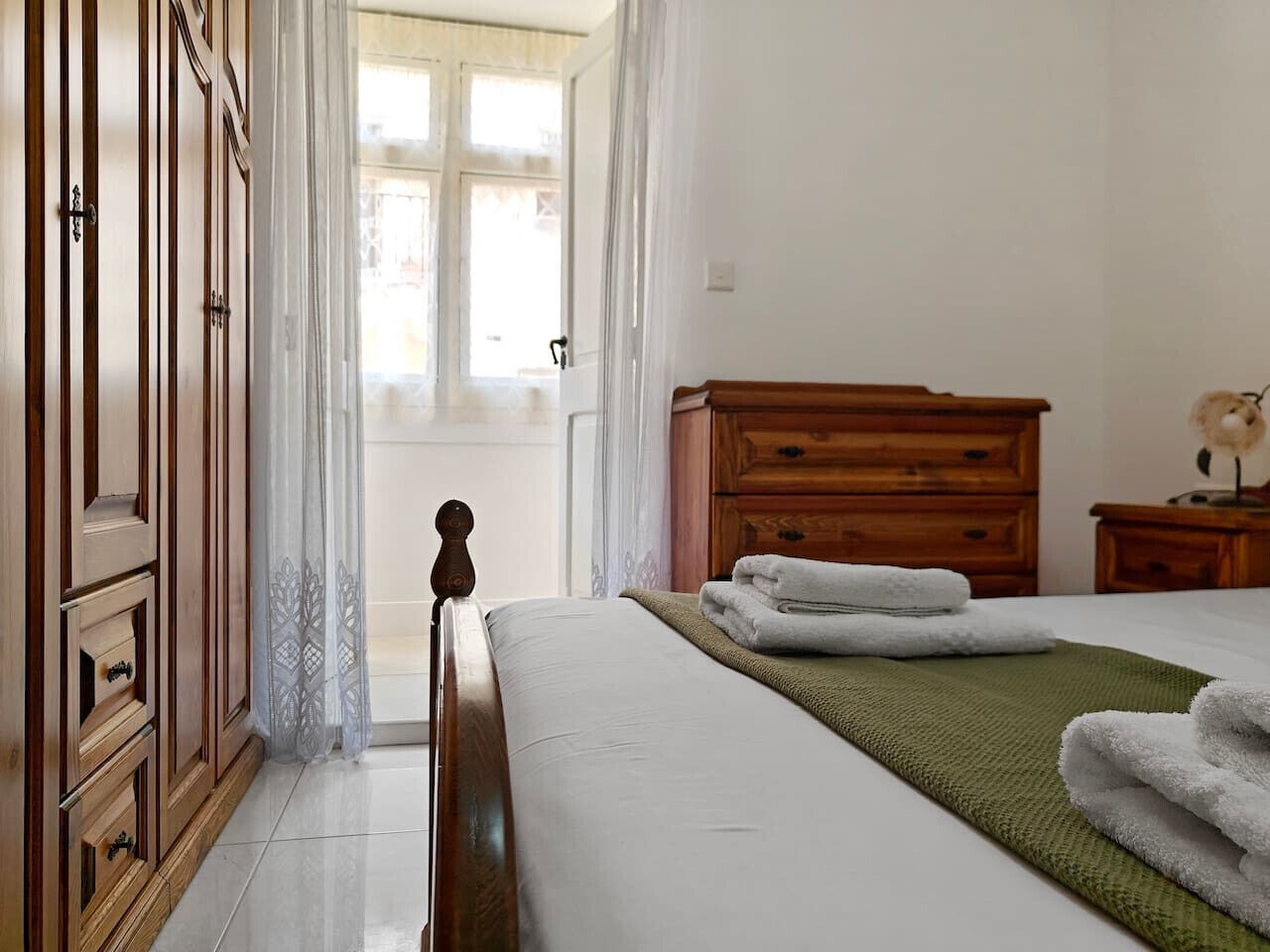 Fer et planche à repasser, Wi-Fi, draps fournis