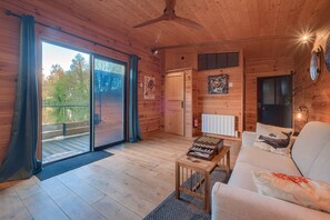 Living area - Gîte Insolite Carpe Diem (La Haie-Traversaine)