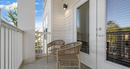 Landing | Stylish 3BD, Yoga Studio, Pool