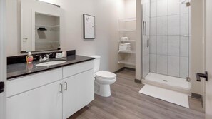 Bathroom - Landing | Stunning 1BD, Gym, Pool (Memphis)