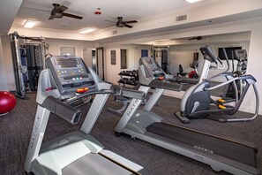 Fitness facility - Landing | Amazing 1BD, Pool, Gym (Grand Prairie)