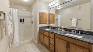 Bathroom - Landing | Chic 1BD, Pool, Gym (Grand Prairie)