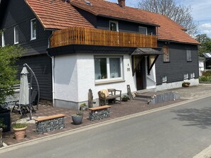 Exterior - Apartment with Balcony and Wi-Fi in Medebach (Medebach)