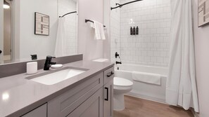 Bathroom - Landing | Incredible Studio, Courtyard, Game Room (Jacksonville)