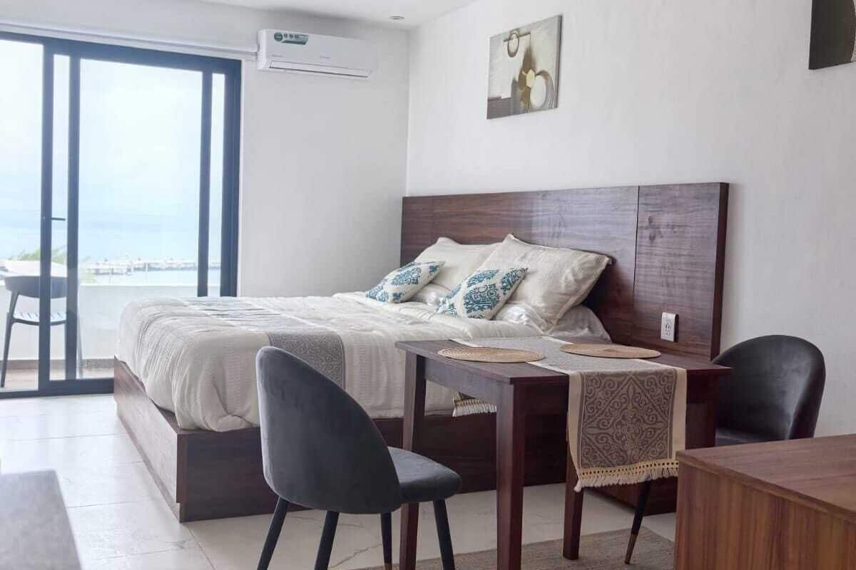 Superior Room, Balcony, Beach View | Laptop workspace, soundproofing, free WiFi