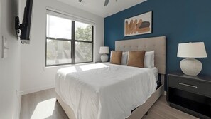 1 chambre, bureau, fer et planche à repasser, Wi-Fi