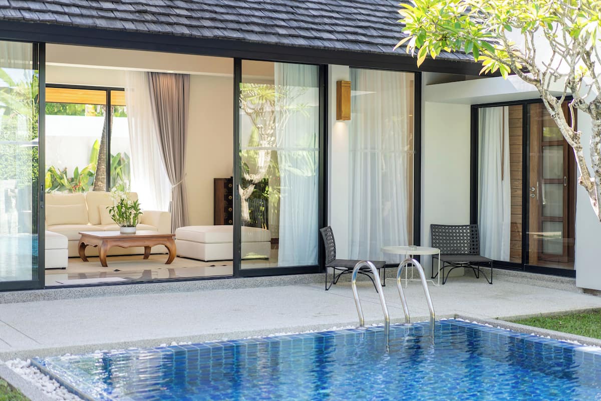 Deluxe Villa, 2 Bedrooms, Private Pool, Garden View | In-room safe, iron/ironing board, free WiFi