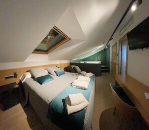 ห้องดีลักซ์สวีท, วิวภูเขา | ห้องเก็บเสียง, Wi-Fi ฟรี