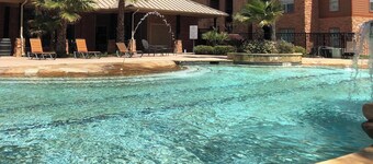 Landing | Beautiful 2BD, Pool, Game Room