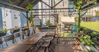 AuraHome 5 Bebrooms, Rooftop BBQ, City center