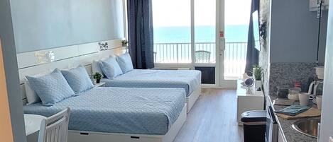 Iron/ironing board, free WiFi, bed sheets