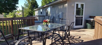 Beautiful 2-bedroom house with AC in charming Germfask  Close to Pictured Rocks