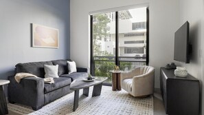 Smart TV - Landing | Incredible 3BD, Gym, Clubhouse (North Miami)