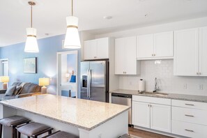 Interior - Landing | Beautiful 1BD, Clubhouse, Gym (Vero Beach)