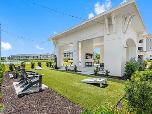 Property grounds - Landing | Beautiful 2BD, Pool, Clubhouse (Vero Beach)