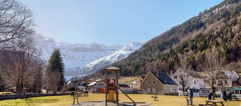 Gite Aspé – Comfortable Retreat in Gavarnie-Gèdre, Hautes-Pyrénées