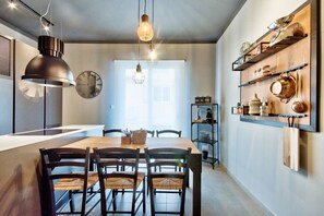 Dining - The cove  2 bedroom aparment (Sliema)