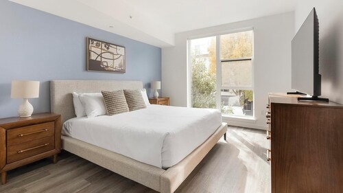 Landing | Incredible 2BD, Gym