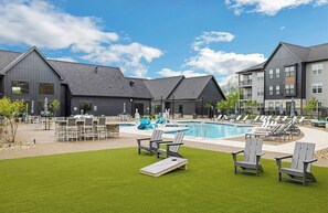 Pool - Landing | Stylish 1BD, Gym, Courtyard (Enlow)