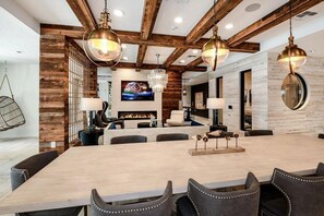 Dining - Landing | Spectacular 1BD, Yoga Studio, Game Room (St. Augustine)