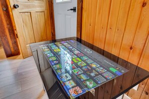 Game room - The Elk Camp In Benezette (Benezette)