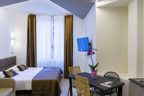 Living area - Astoria Apartments (Bologna)