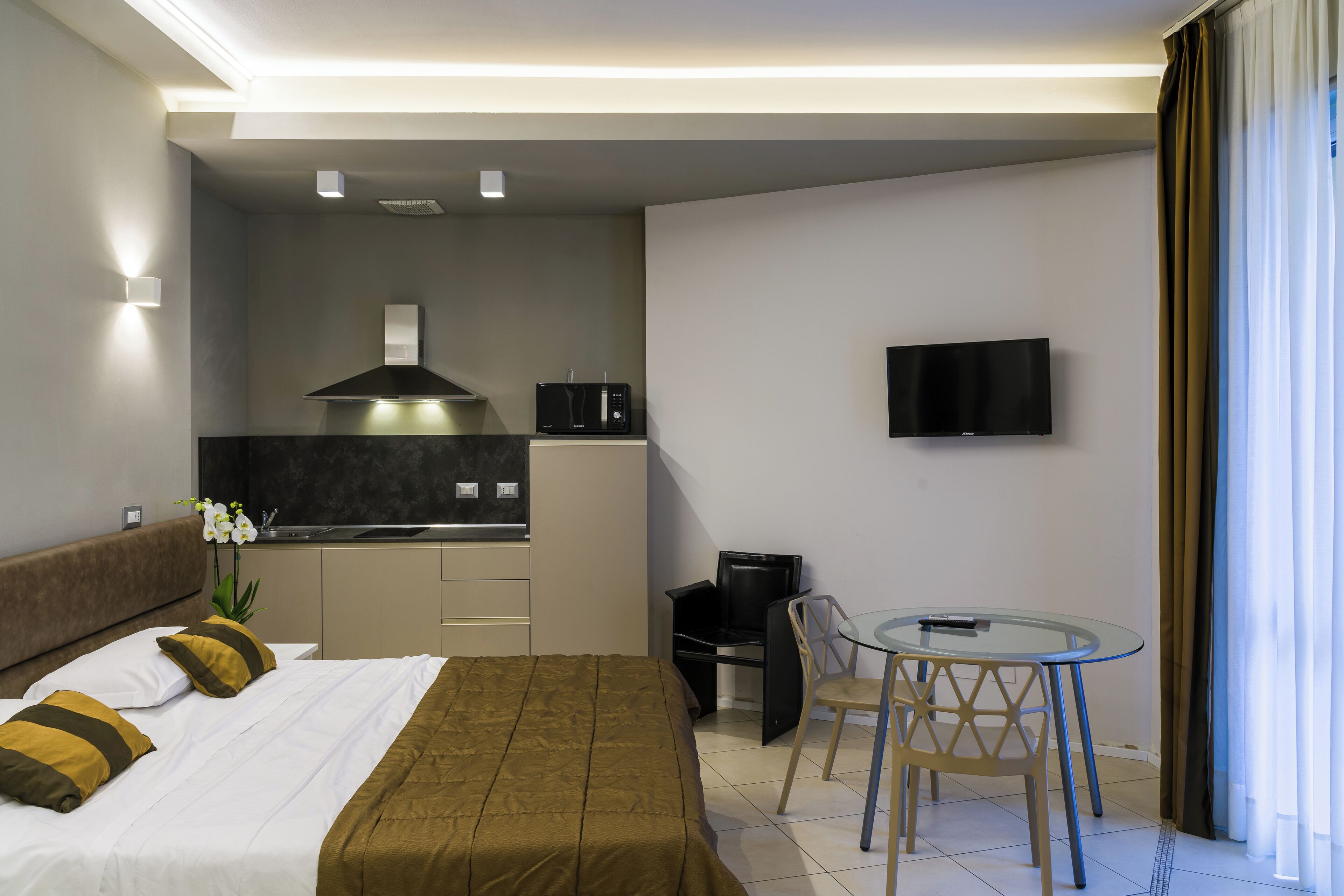 Coffres-forts dans les chambres, rideaux occultants