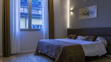 Studio, 1 Doppelbett (2 people) | Zimmersafe, Verdunkelungsvorhänge, Bügeleisen/Bügelbrett